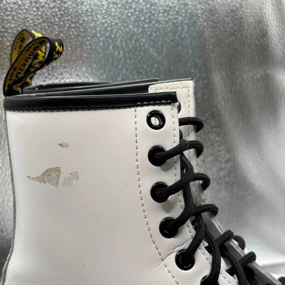 Size - 7 Dr. Martens White Womens Boot Smooth Leather Comfort Platforms Shoe - Picture 8 of 11